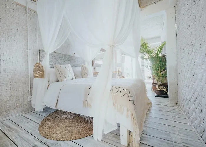 Dreamsea Bali 3* ウルワツ